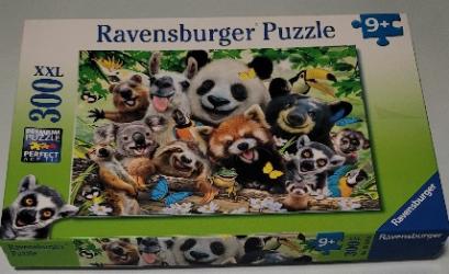 2569
