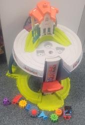 2589